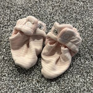 Burt’s Bees Pink Striped Baby Booties 3-6 months